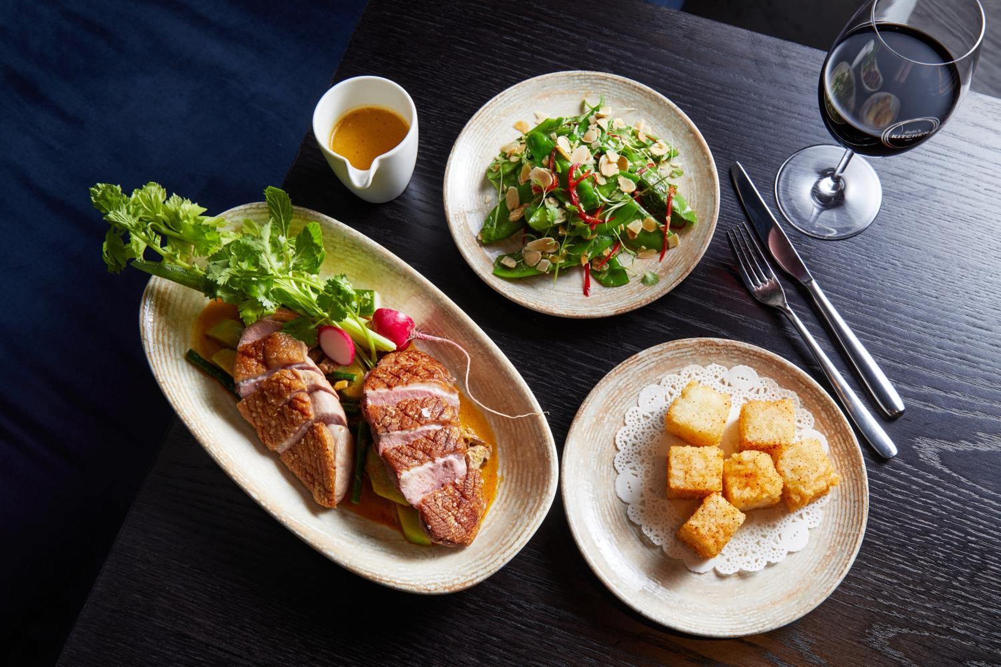 Kimpton Margot Sydney By Ihg Hotel Kültér fotó Dishes at the restaurant
